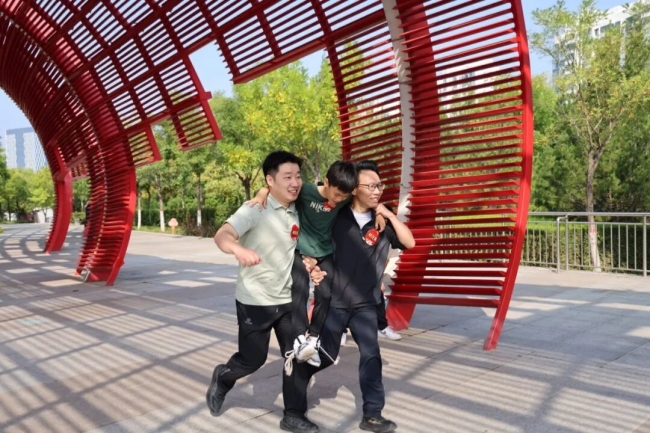 充分阐扬工会桥梁纽带作用，丰硕职工心灵文化供给。.jpg